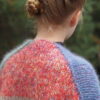 Buntmelierte Strickjacke
