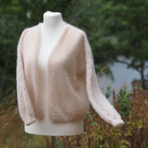 Spitzen-Strickjacke in Creme