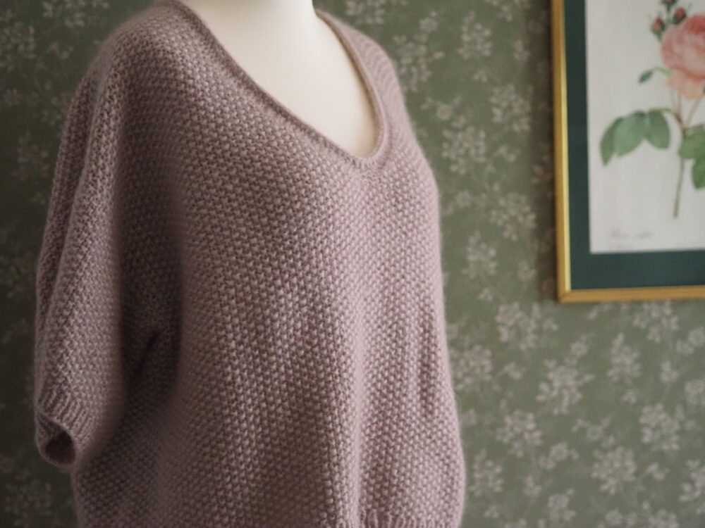 Rose5 Kurzarm-Pullover mit V-Ausschnitt
